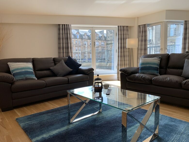 Tolbooth Apartments