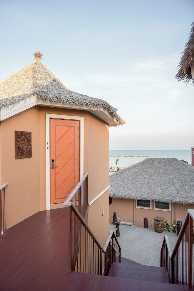 Hotel Seaman Resort
