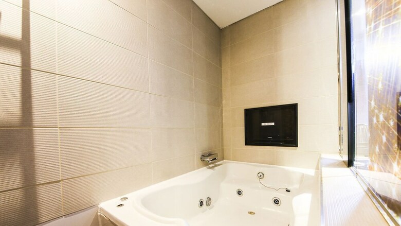 Hotel On