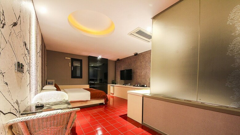Hotel On