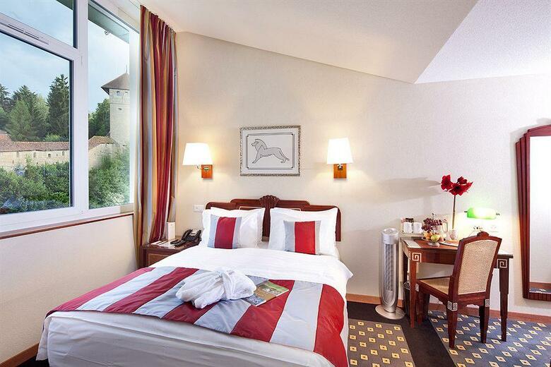 Hotel H�tel Aux Remparts
