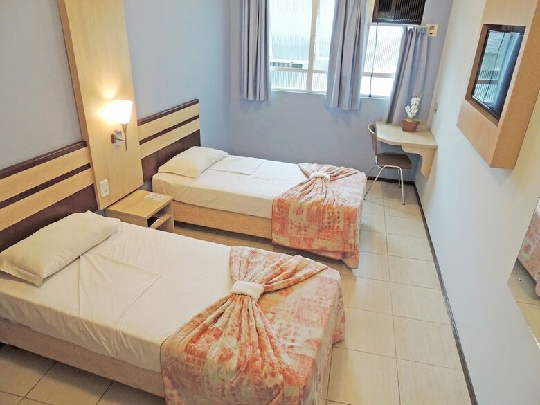 Hotel Harbor Inn Jaragu�