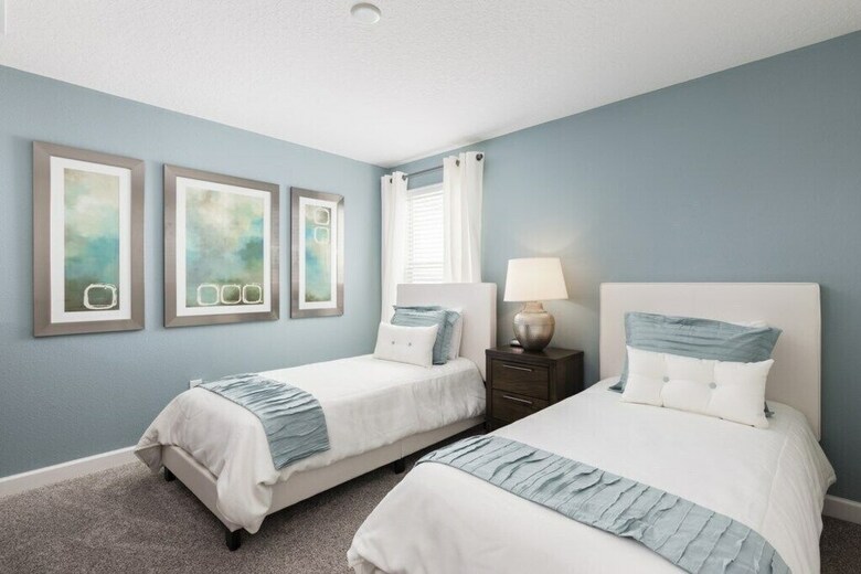 Champions Gate 9042 - Nine Bedroom Pool Home