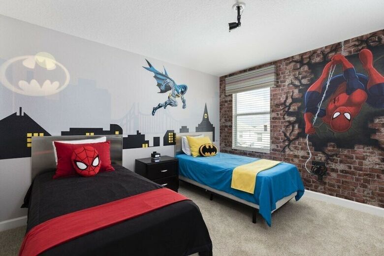 Champions Gate 9048 - Eight Bedroom Pool Home