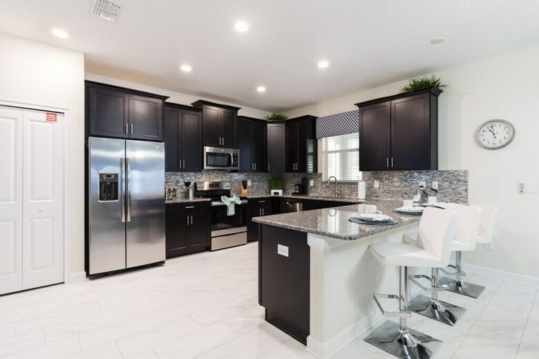 Champions Gate 9038 - Six Bedroom Pool Home
