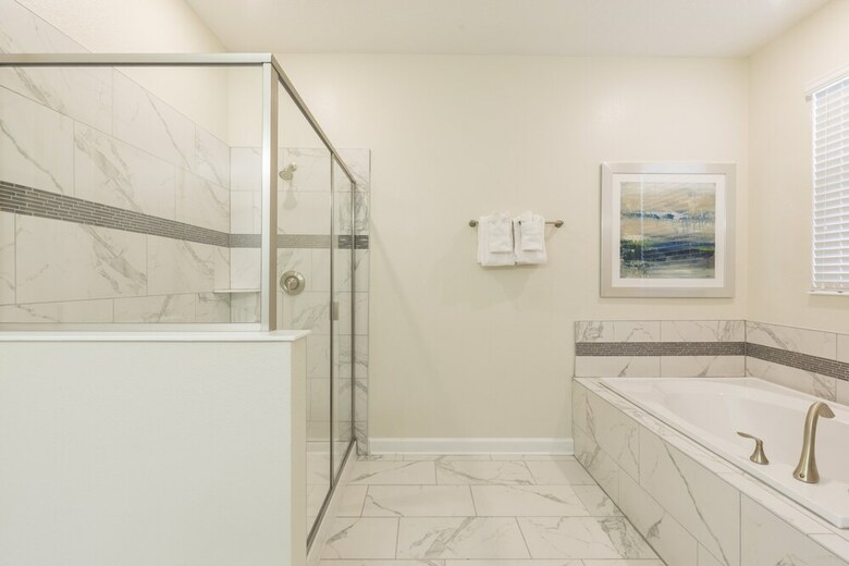 Gorgeous 8-bed Championsgate Resort Home-1528fd