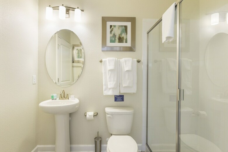 Luxury 6-bed/6-bath Championsgate Resort Hm-1516mb