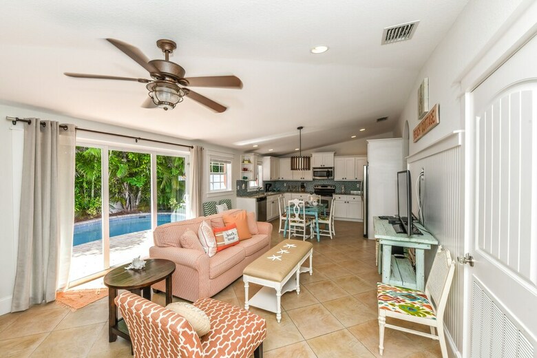 Coral Cottage