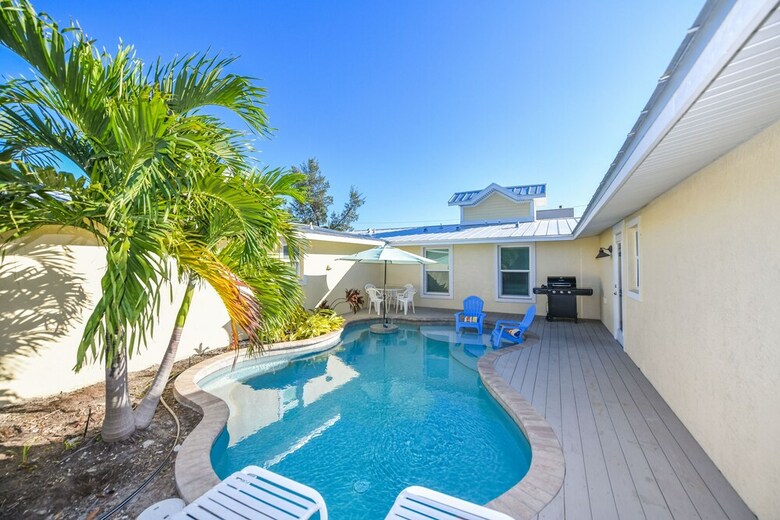 Coconut Cottage #3
