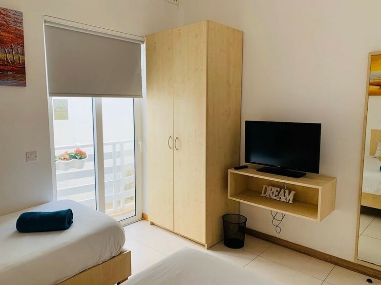Hostal Hostel Malti
