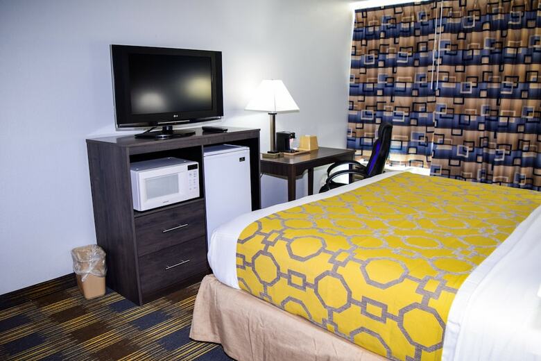 Hotel Baymont By Wyndham Addison