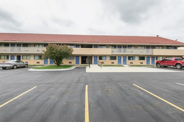 Motel 6 Overland Park, Ks