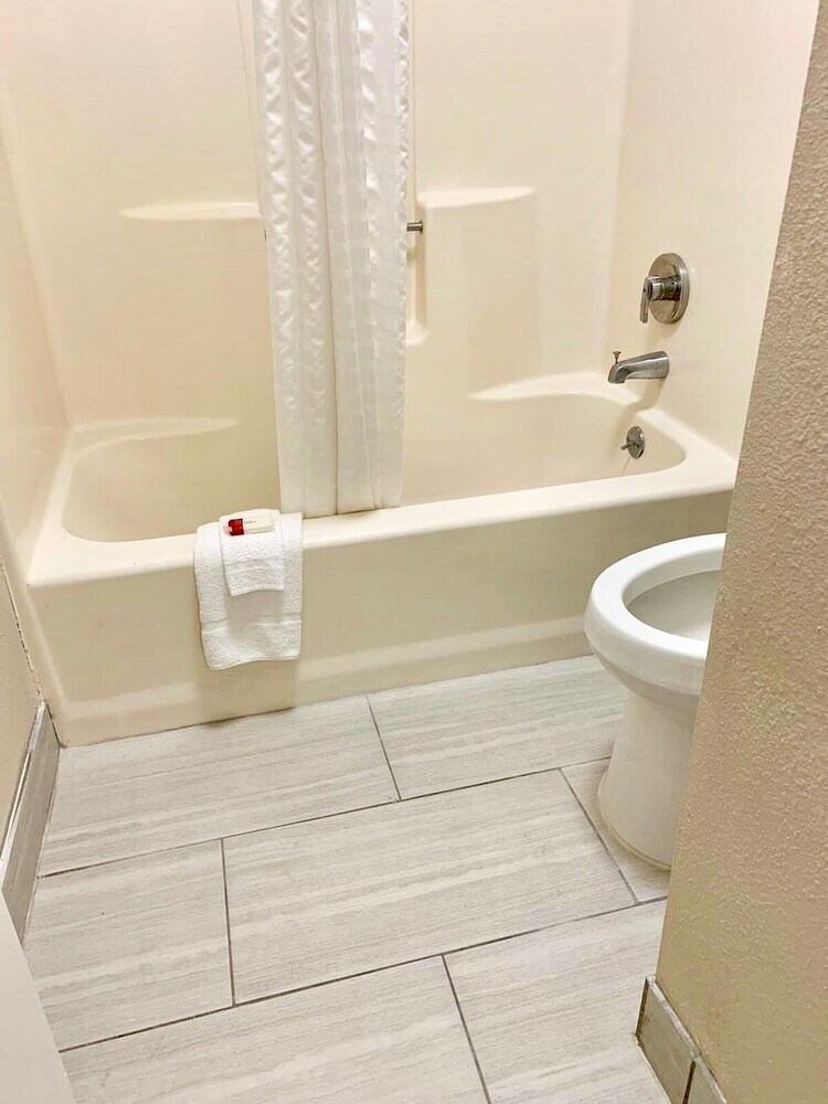 Hotel Baymont By Wyndham Texarkana