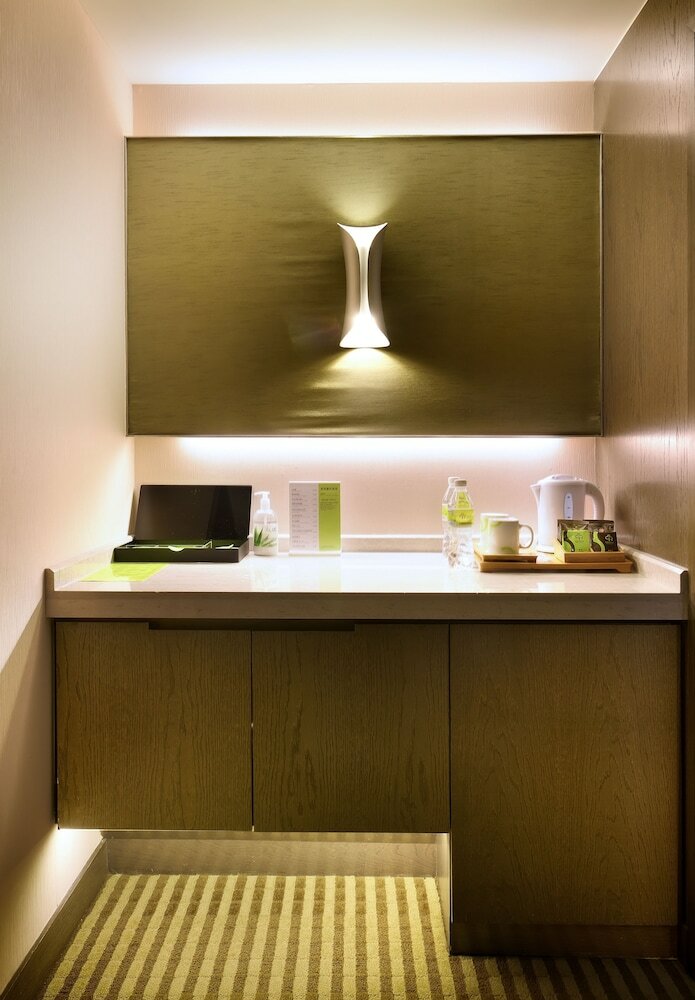 Park City Hotel Luzhou Taipei
