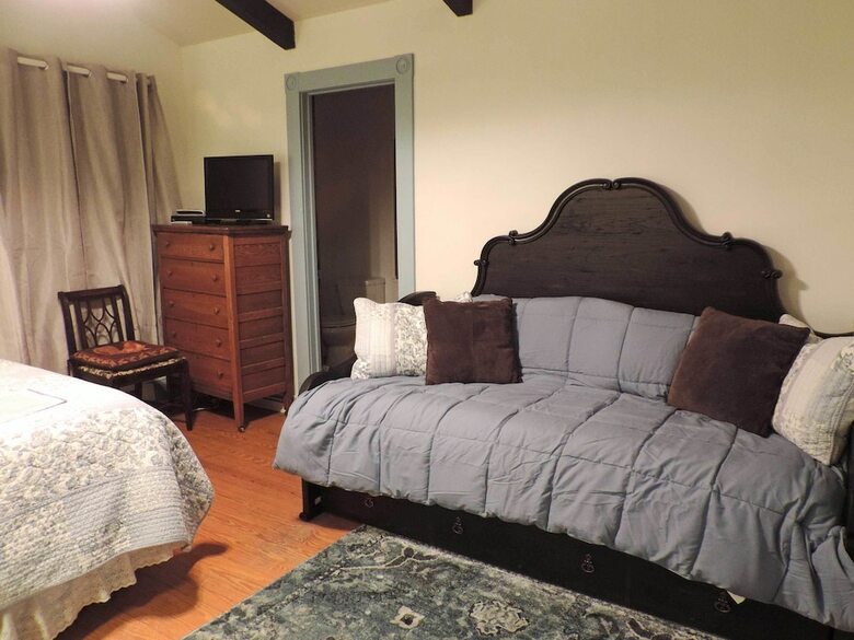 Battlefield Bed & Breakfast Inn