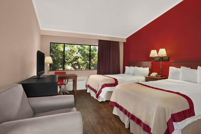 Motel Ramada By Wyndham Torrance