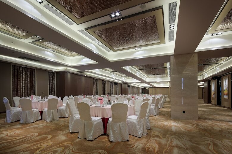 Hotel Pullman Anshan Time Square