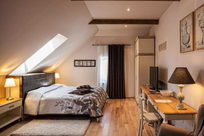 B&B Dvor Tacen