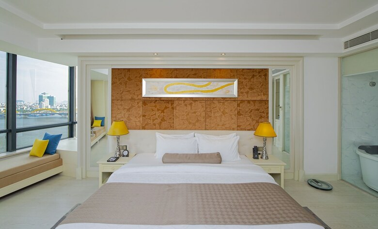 Brilliant Hotel