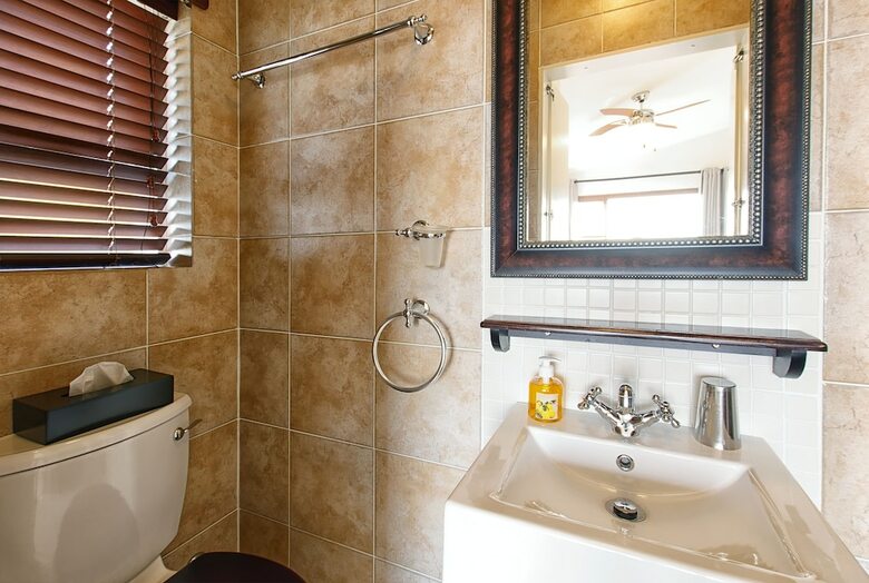Hotel Bluegum Hill Guesthouse & Apartments