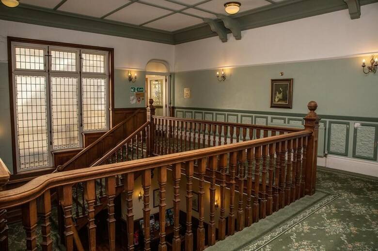The Cliffden Hotel