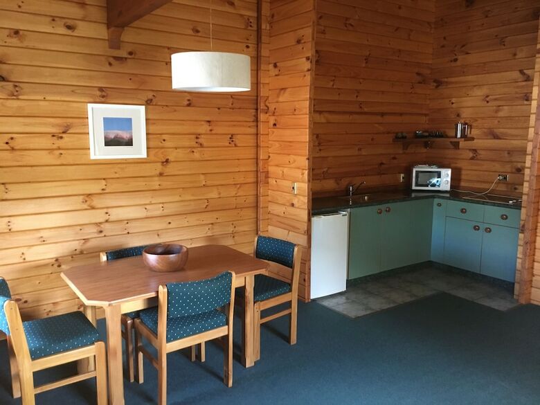 Hotel Alpine Lodge