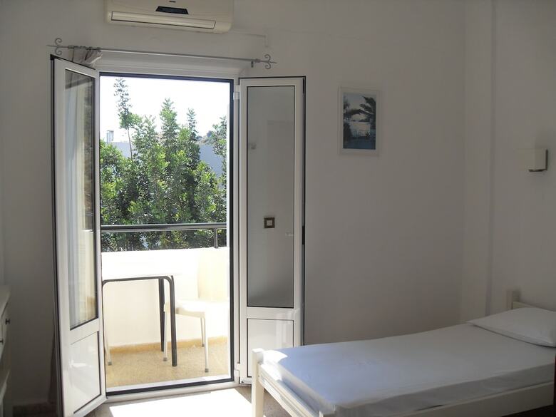 Aparthotel Iraklis Studios & Apartments
