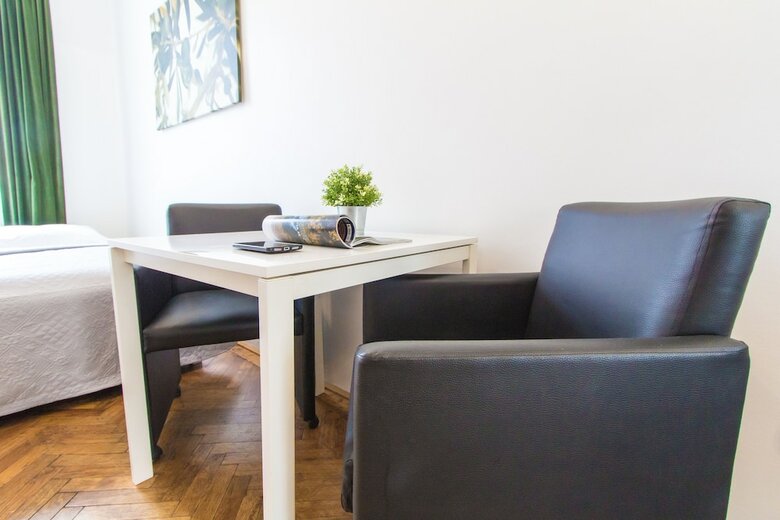 Apartamentos Checkvienna ? Enenkelstrasse