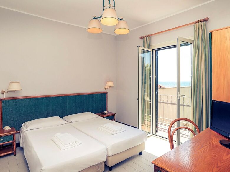 Mercure Civitavecchia Sunbay Park Hotel