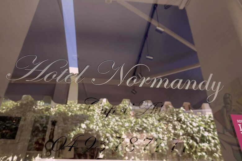 Hotel Normandy