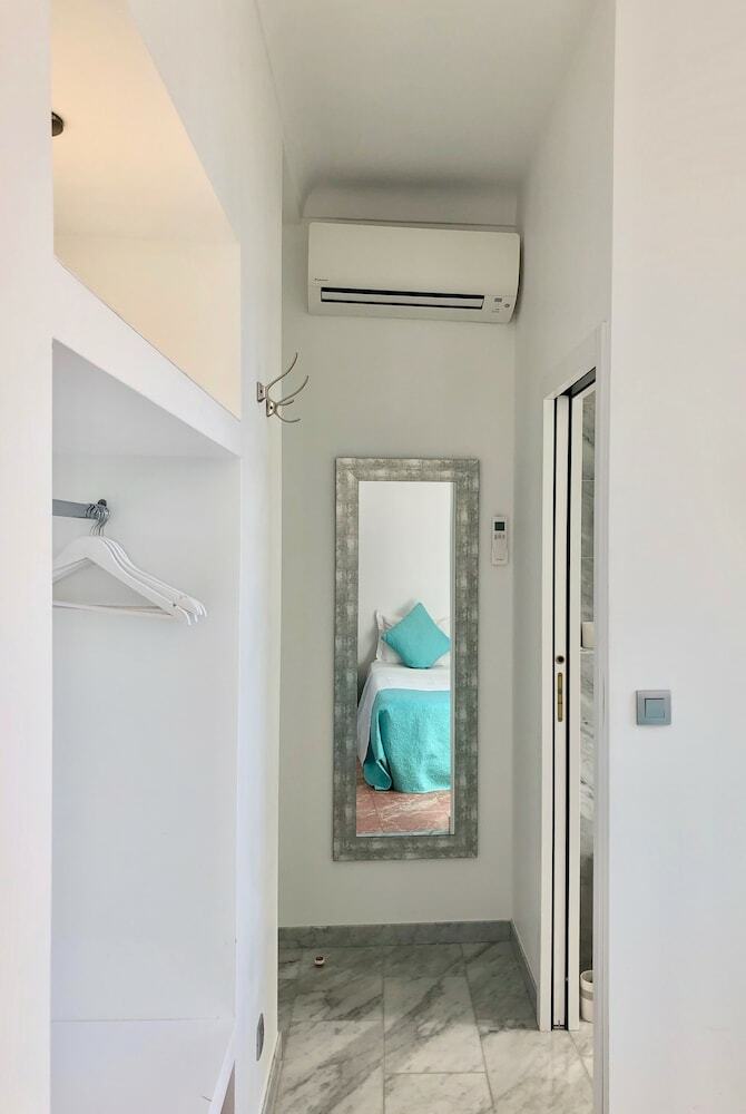 Hotel Normandy