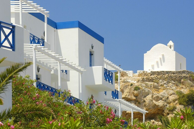 Dolphin Bay Hotel