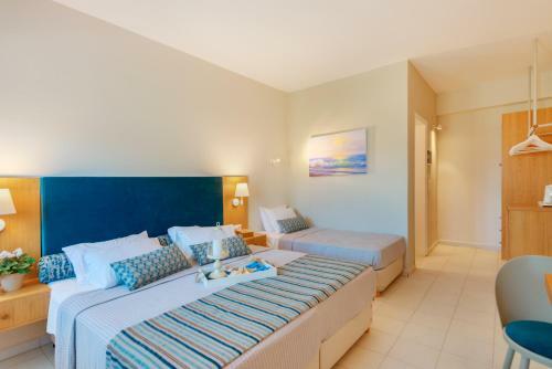 Dolphin Bay Hotel