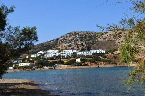 Dolphin Bay Hotel