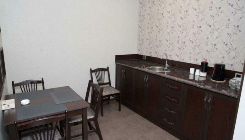 Hotel Shirak