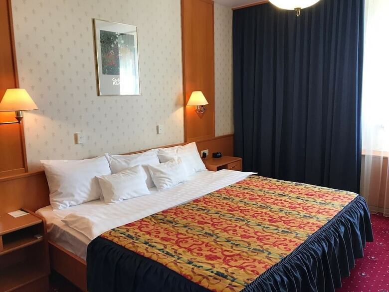 Atrium Palace Hotel