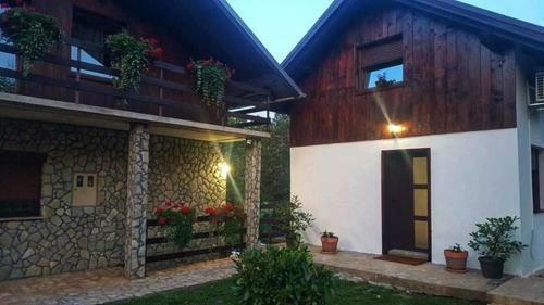 Hostal Guest House Iva