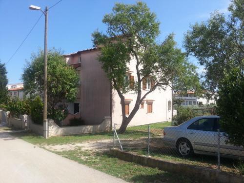 Apartments Maikidan