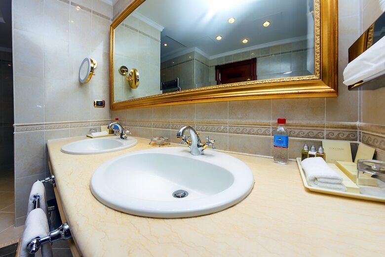 Hotel Business-center Parus