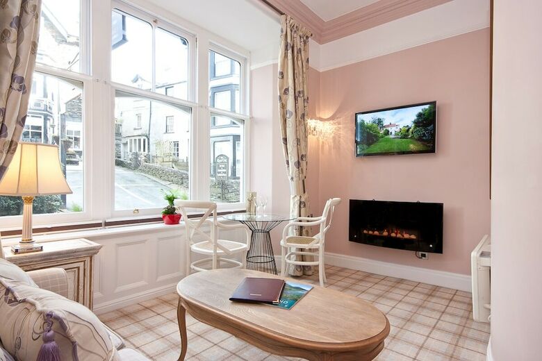 Bed & Breakfast Bowness Bay Suites