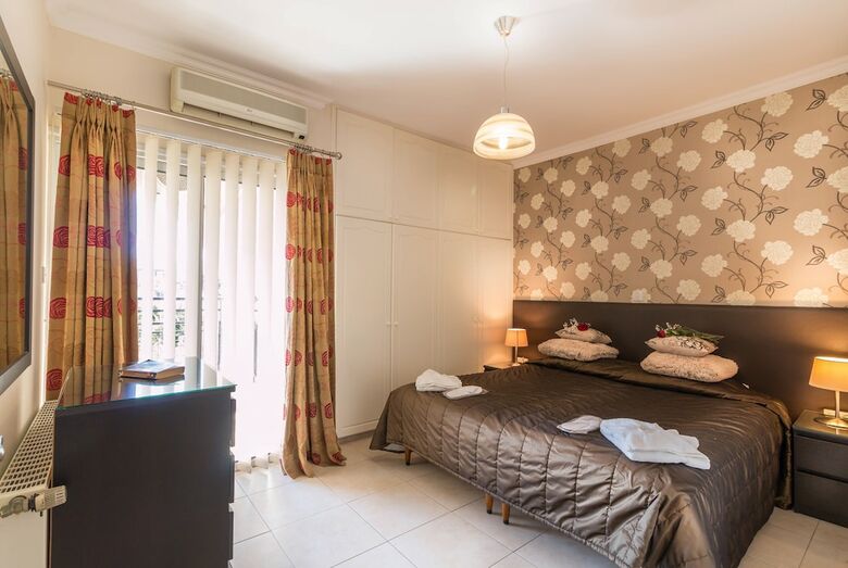 Aparthotel Hill View Restaurant & Apartments