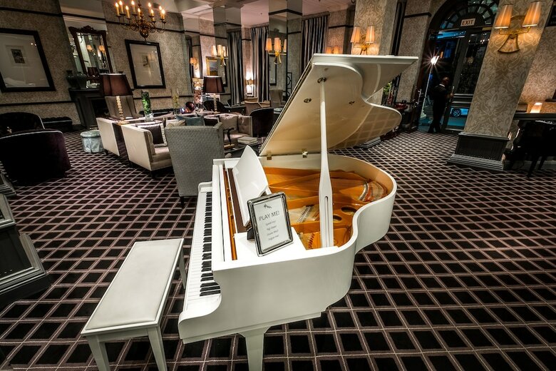 Hotel 54 On Bath