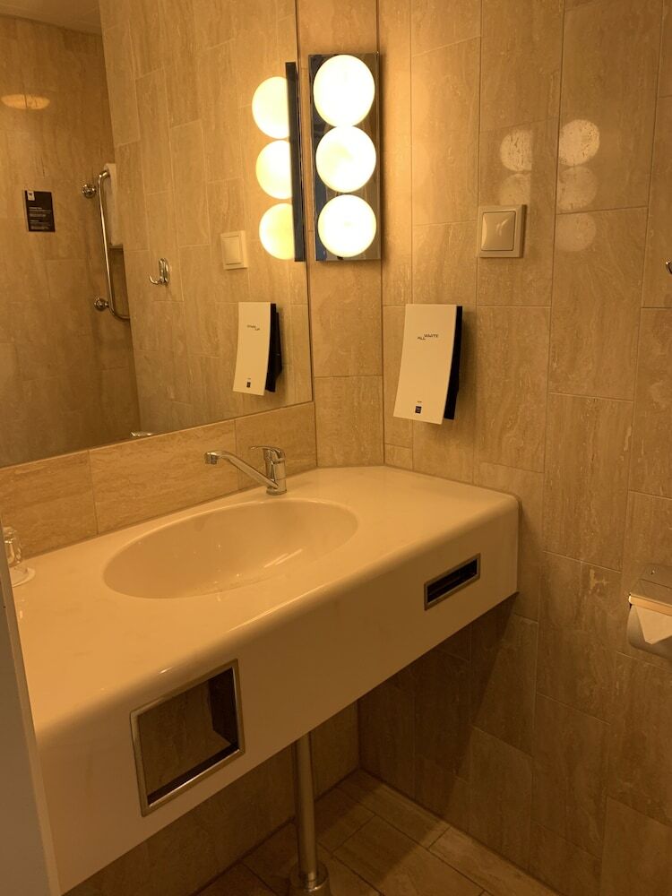 First Hotel Billingehus