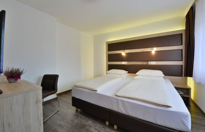 Michel & Friends Hotel L�neburger Heide