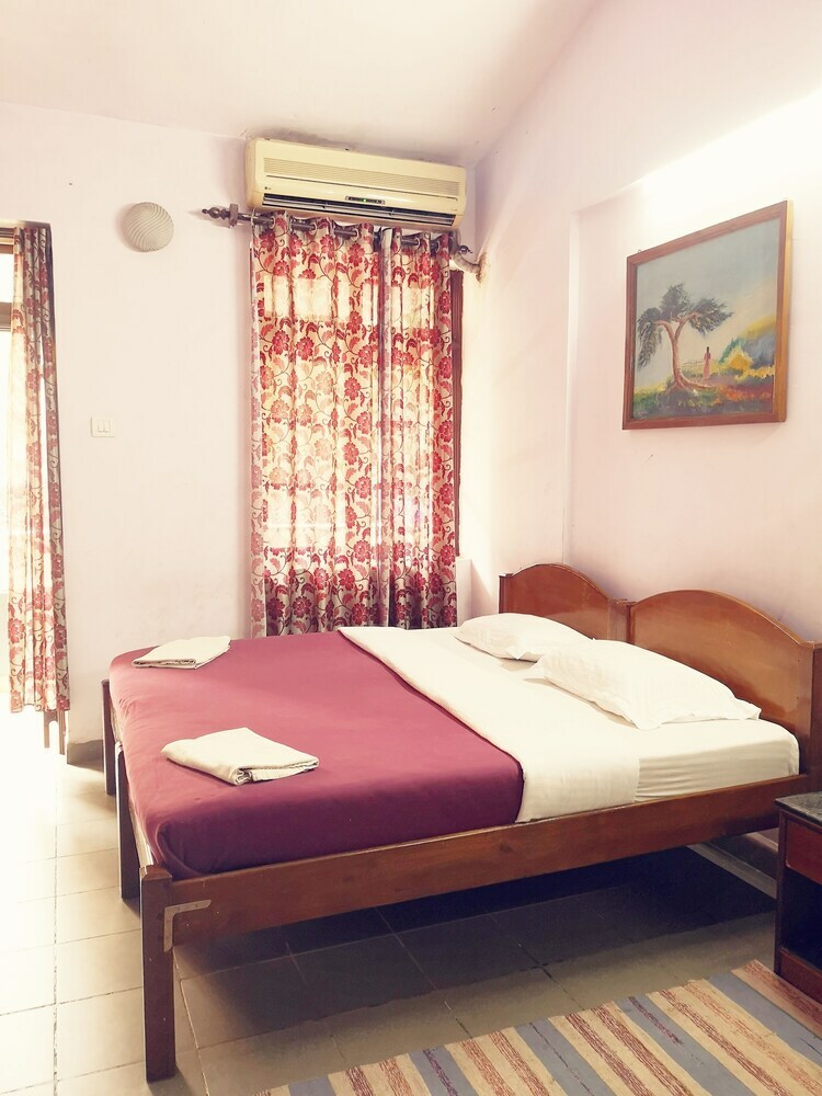 Hotel Falcon Resorts