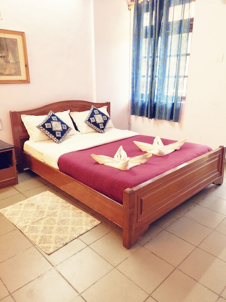 Hotel Falcon Resorts
