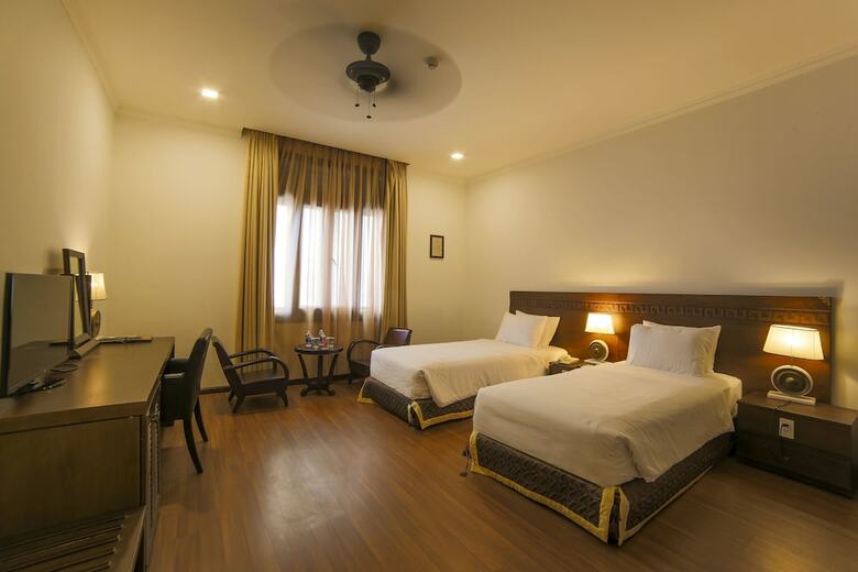 Chu Hotel