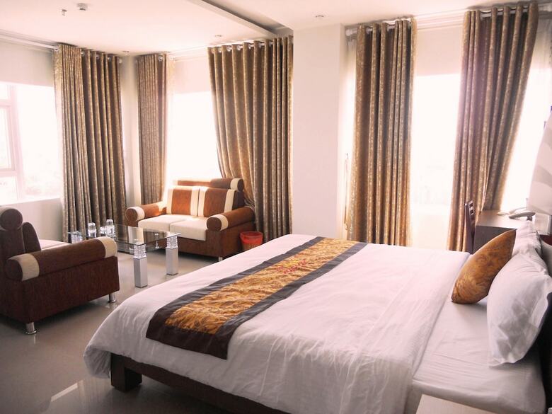 Quoc Cuong Center Hotel