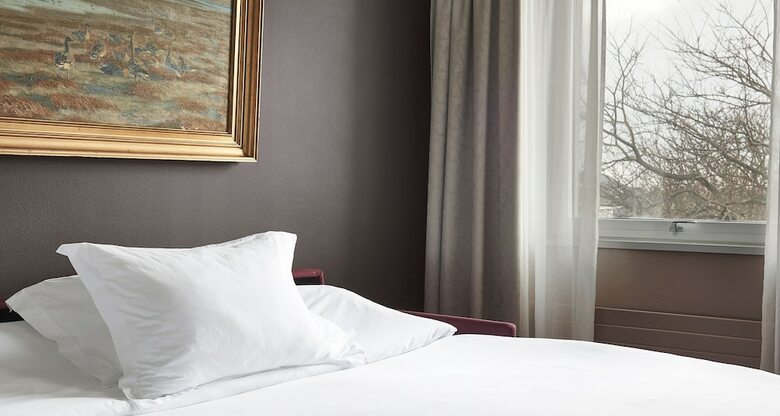 Hotel Holt - Art Museum