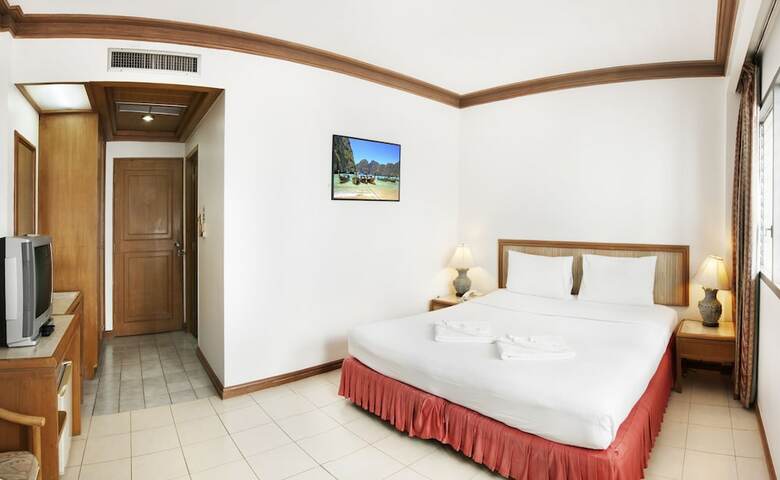 Hotel Rattana Mansion